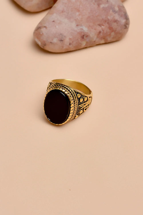 Gifting Black Ring