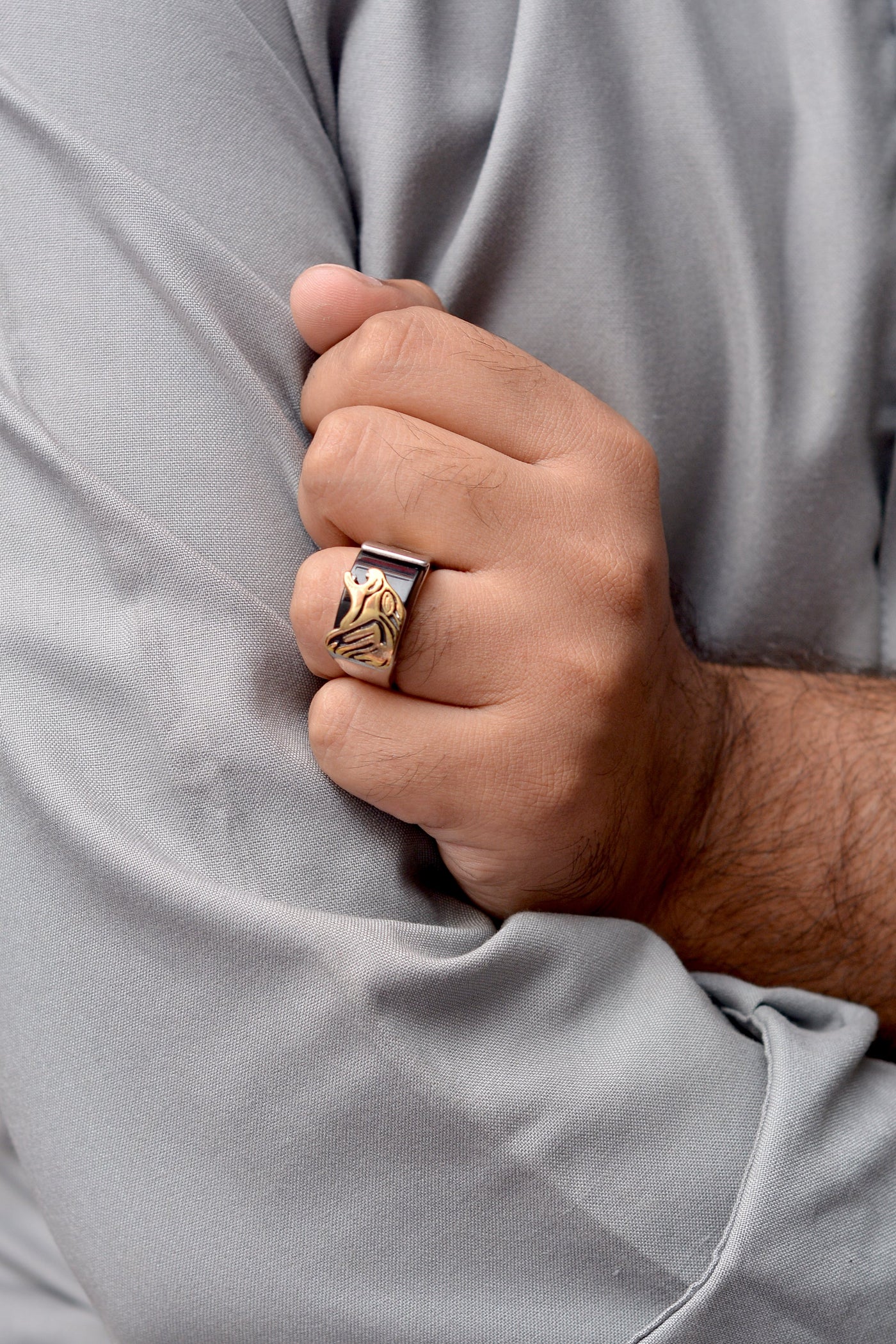 Gifting Black Ring